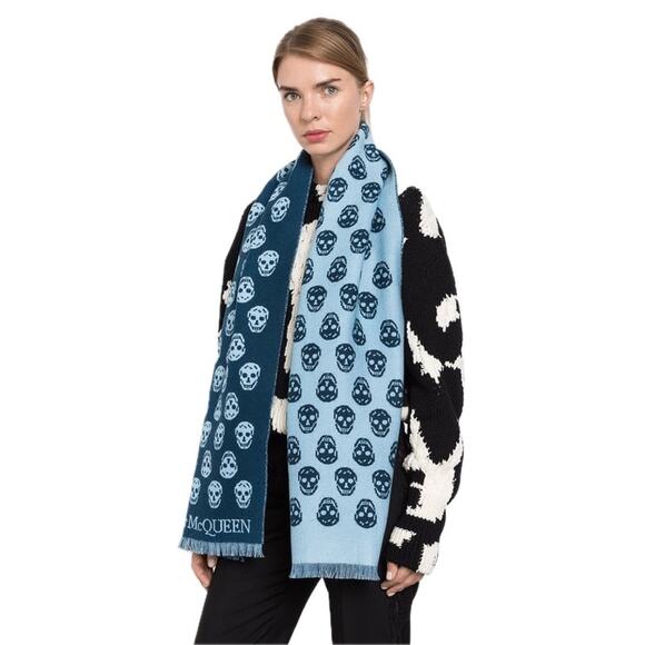 NWT Alexander McQueen Reversible Skull Wool Biker scarf Navy Blue - Picture 7 of 8